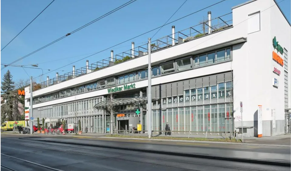 Spazio commerciale moderno in affitto al Centro Migros Wiedikon – foto 7 di 8