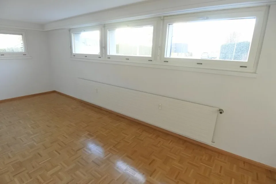 Quiet Commercial / Office / Studio / Practice