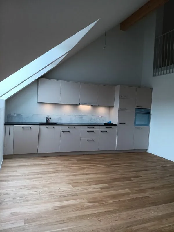 Cozy 2.5-room attic apartment with gallery in the new "Hübsche Mätteli" development in a quiet and central location