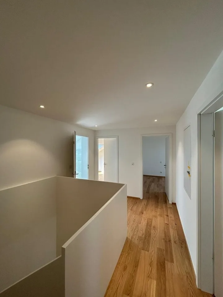 Frisch sanierte 4.5 - Maisonettewohnung mit Terrasse