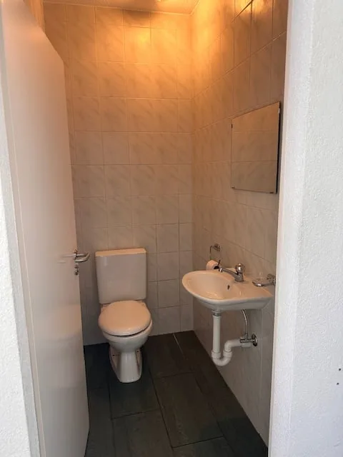 Lokal Gewerbeimmobilie von 170 m² in Uvrier - Ideal für Ihre Aktivität