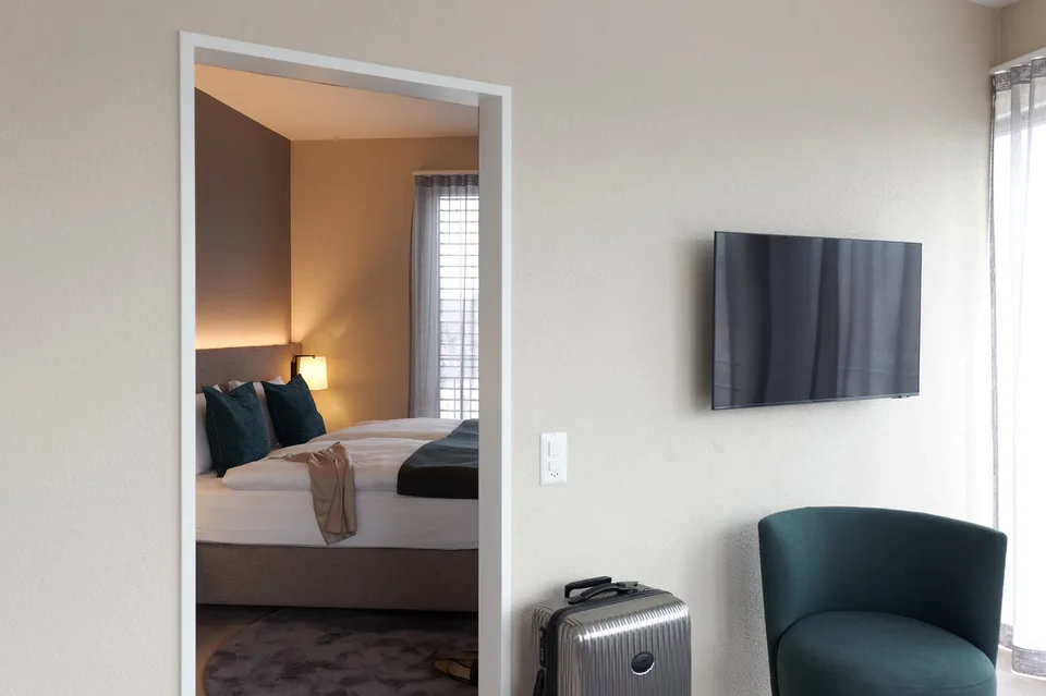 2-Zimmer Apartment möbliert und neu renoviert in Zürich Oerlikon