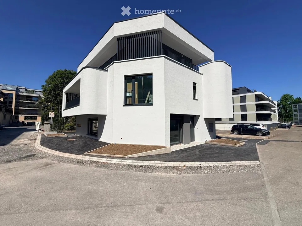 Boutique-Büro / Praxis mit Terrasse, Küche & Dusche – Neubau (ab Okt. 2026)