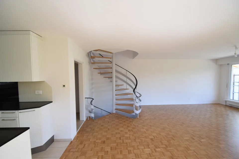 Arrivare e sentirsi a casa – casa familiare con vista sul lago di Bienne a Erlach