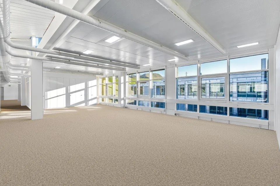 Bürofläche im Gewerbeareal Sihlbrugg