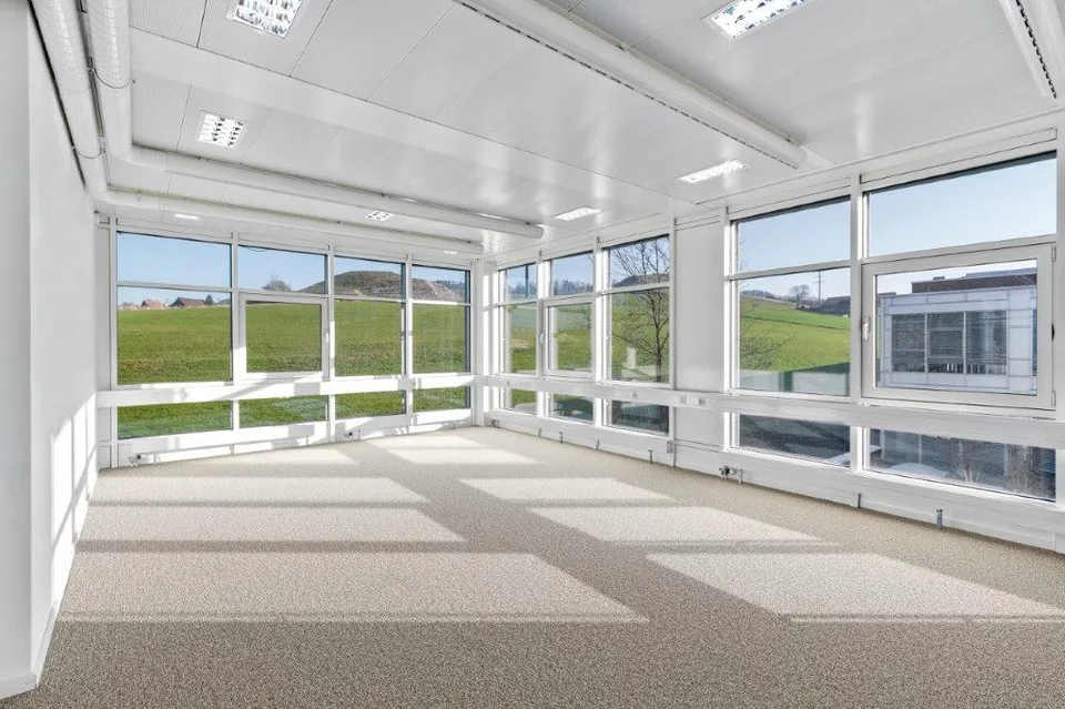 Bürofläche im Gewerbeareal Sihlbrugg