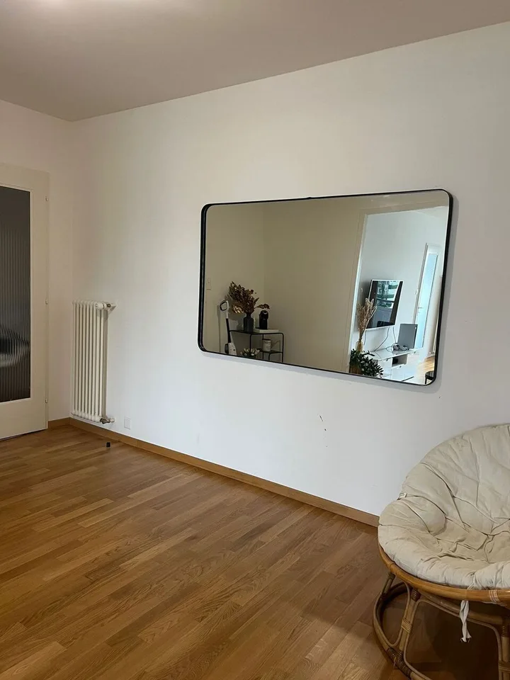 Bell'appartamento ristrutturato con 4 locali, balcone e buona posizione