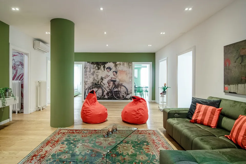AFFITTASI MENSILMENTE Villa pronta all'uso in centro Lugano con importante vista lago