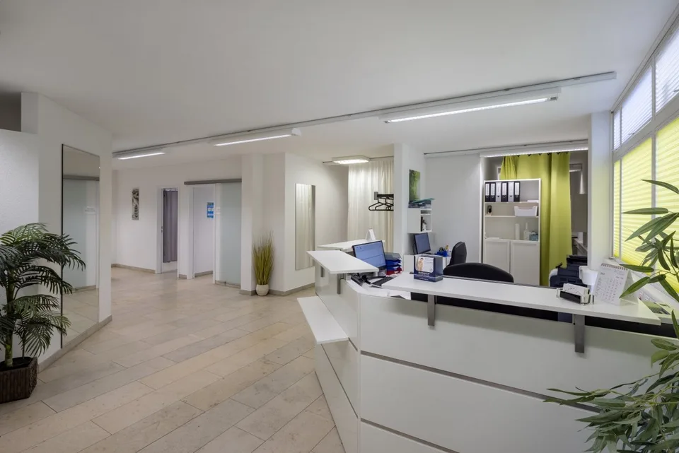 SURFACE COMMERCIALE/BUREAU/CABINET MEDICAL/ACTIVITES SPORTIVES