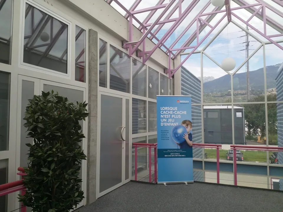 SURFACE COMMERCIALE/BUREAU/CABINET MEDICAL/ACTIVITES SPORTIVES