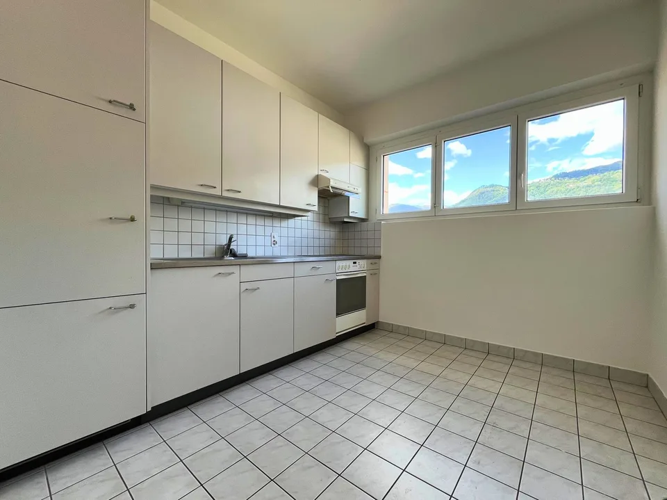 Helllichtes 3.5-Zimmer-Apartment in Chiasso-Zentrum, strategisch günstig und gut erschlossen – Foto 6 von 13