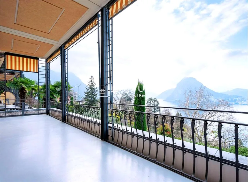 Elegante 5,5 locali con splendida vista lago