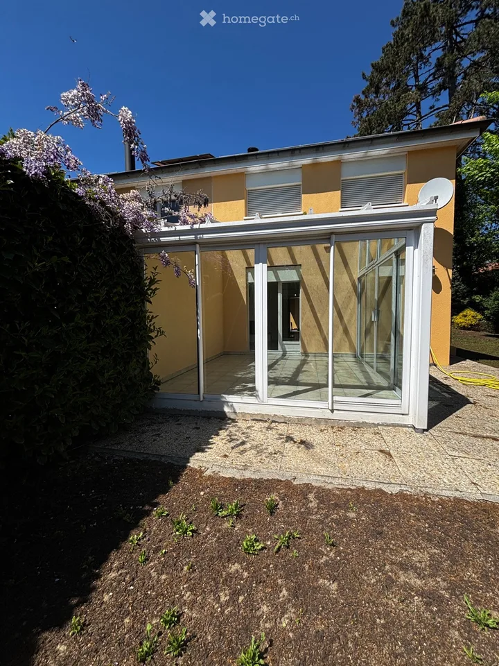 Charmantes Haus von 140m2 in Bellevue mit großem Garten