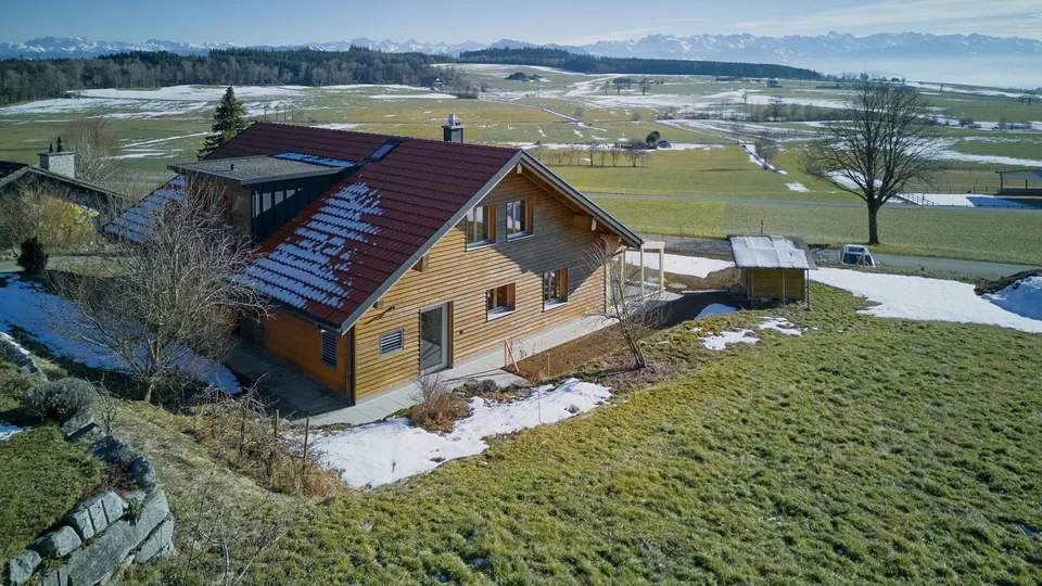 Quel panorama de montagne ! Vie moderne avec vue.