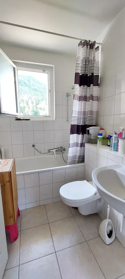 Helles 3-Zimmer-Apartment mit Balkon in Fleurier
