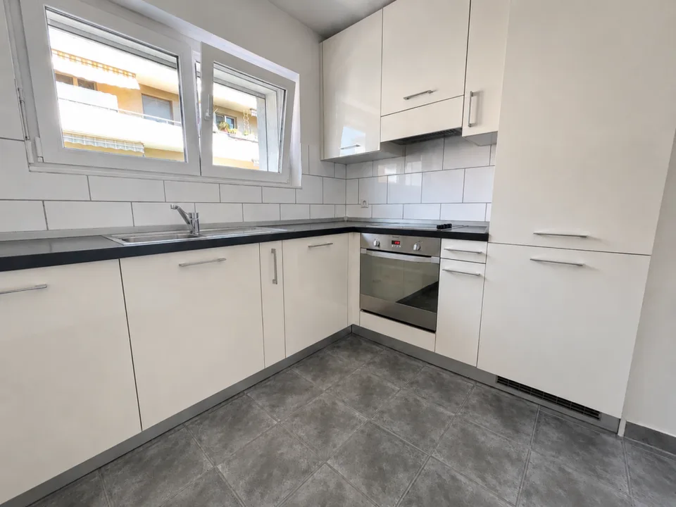 Helle 3.5-Zimmerwohnung mit sonnigem Balkon an ruhiger Wohnlage
