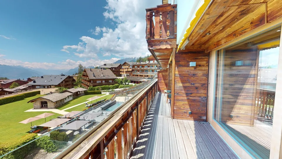 Private Jacuzzi & Mountain View  Furnished Studio with Balcony - Swiss Alps Chalet