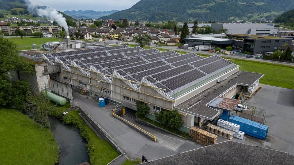 Halle industrielle à Näfels à louer – photo 11 sur 12