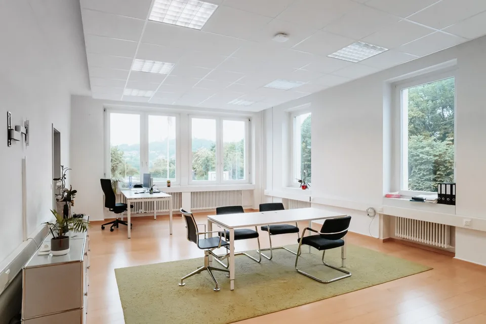 Bürohaus in den AROVA Hallen