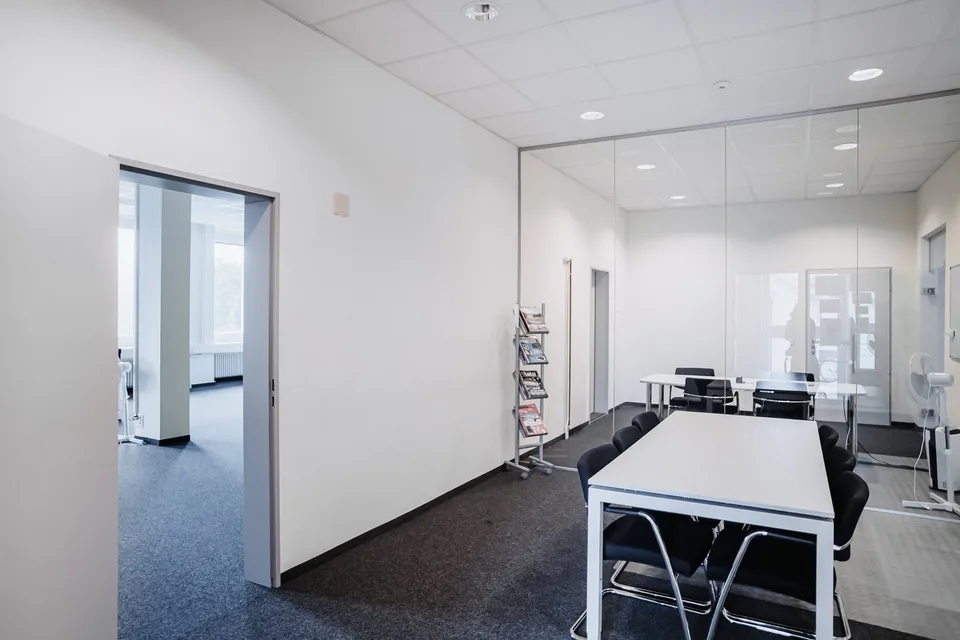 Bürohaus in den AROVA Hallen – Foto 7 von 14
