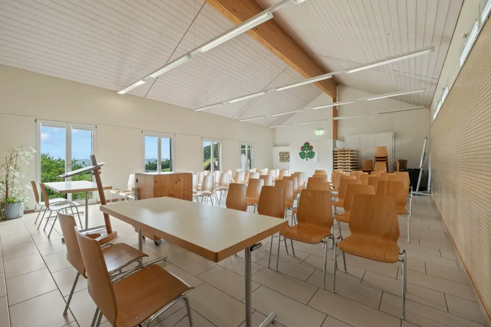 Spazio ufficio stiloso in edificio storico - disponibile per l'occupazione immediata – foto 7 di 9