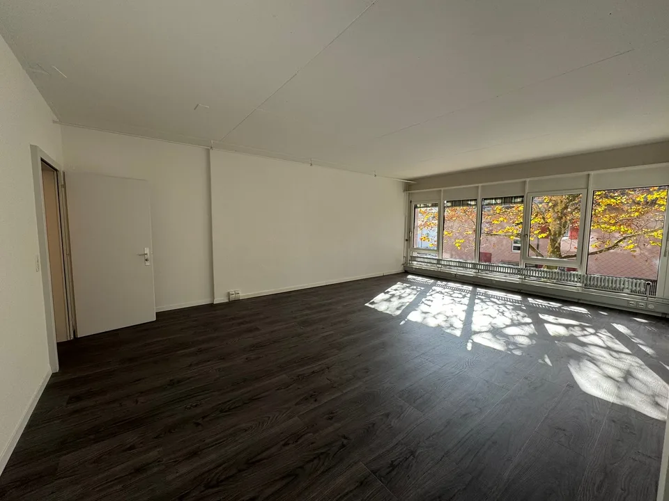 Office space in perfect traffic location and directly at Gümligen train station – photo 7 of 10