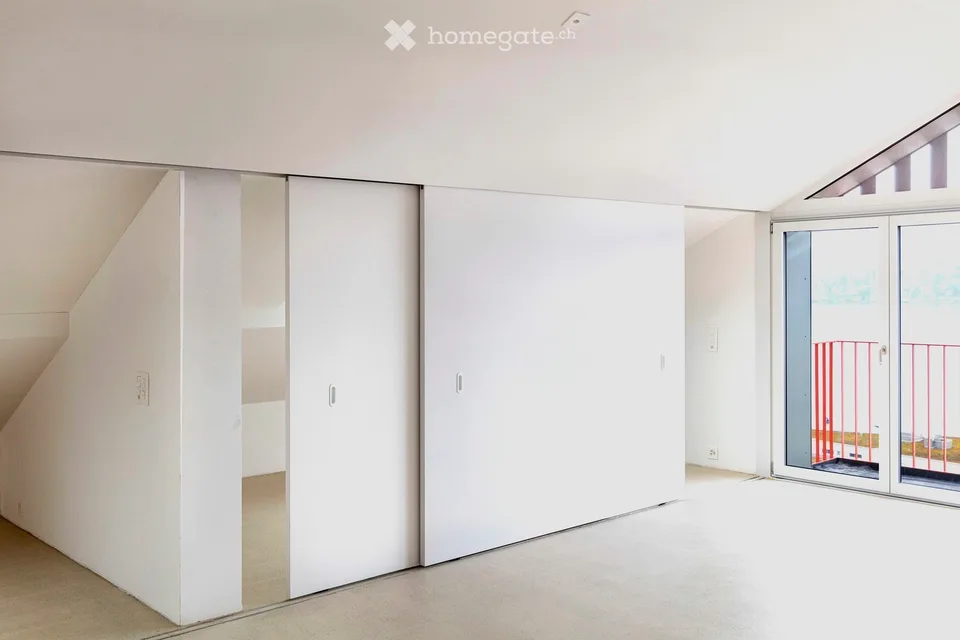 Aussergewöhnliche loftartige Wohnung mit atemberaubenden Rundumblick auf den Zürichsee