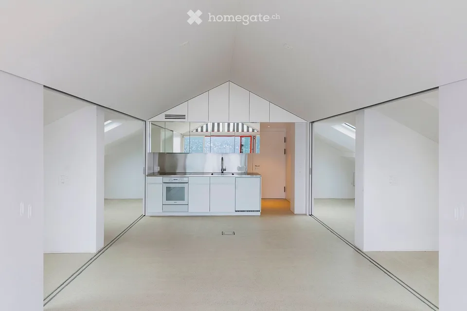 Aussergewöhnliche loftartige Wohnung mit atemberaubenden Rundumblick auf den Zürichsee
