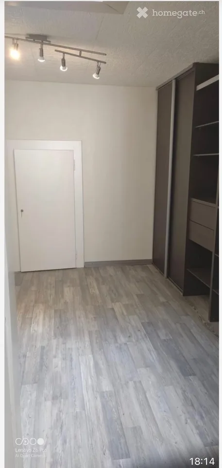3,5 Zimmer von 104 m2 ungewöhnlich mit großer Terrasse
