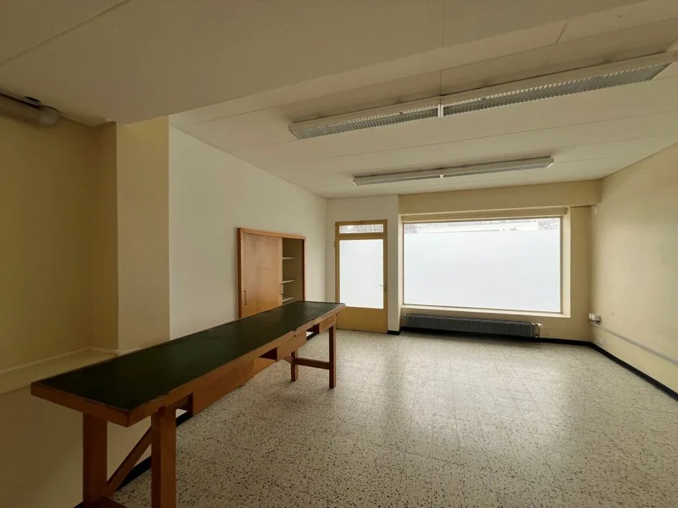 Zukunft 11 Renovierte Gewerbeeinheit von 114 m2 – Foto 6 von 12