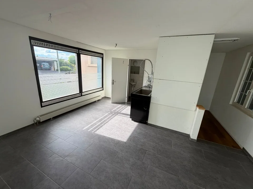 Objet commercial/industriel à louer à Bürglen – disponible immédiatement