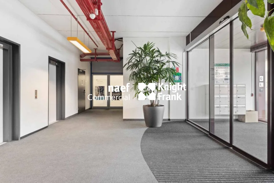 Fläche von 377 m² in der Industriezone ZIMEYSA in Meyrin
