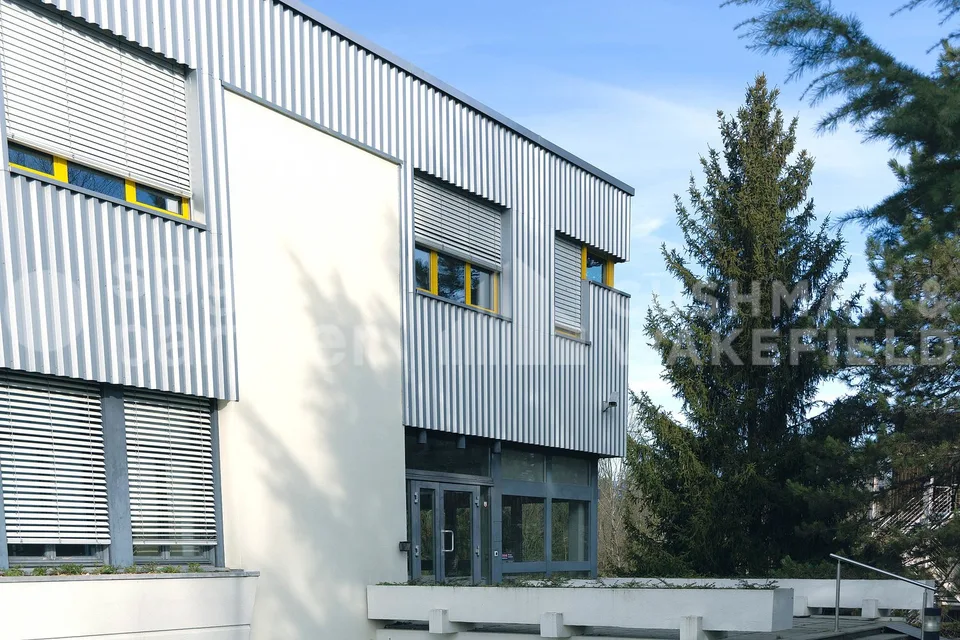 Büros und Industrieflächen von 2.842 m² - Veyrot 11