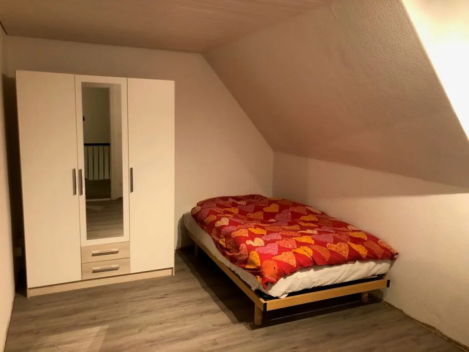 Zimmer zu vermieten