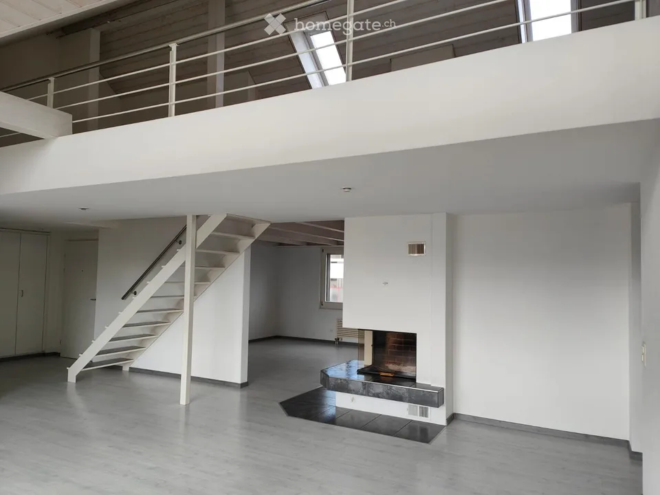Schöne 4.5 Zimmer Maisonette Wohnung auf zwei Etagen