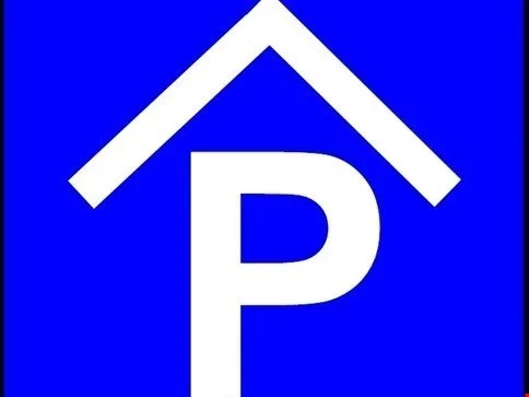 Einstellhallenplatz zu vermieten