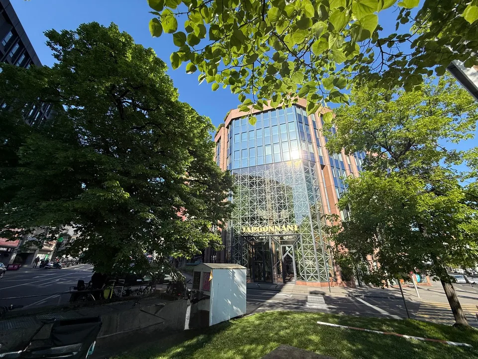 Magnifique espace de bureaux de 354 m² aux Eaux-Vives