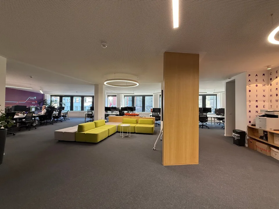 Magnifique espace de bureaux de 354 m² aux Eaux-Vives