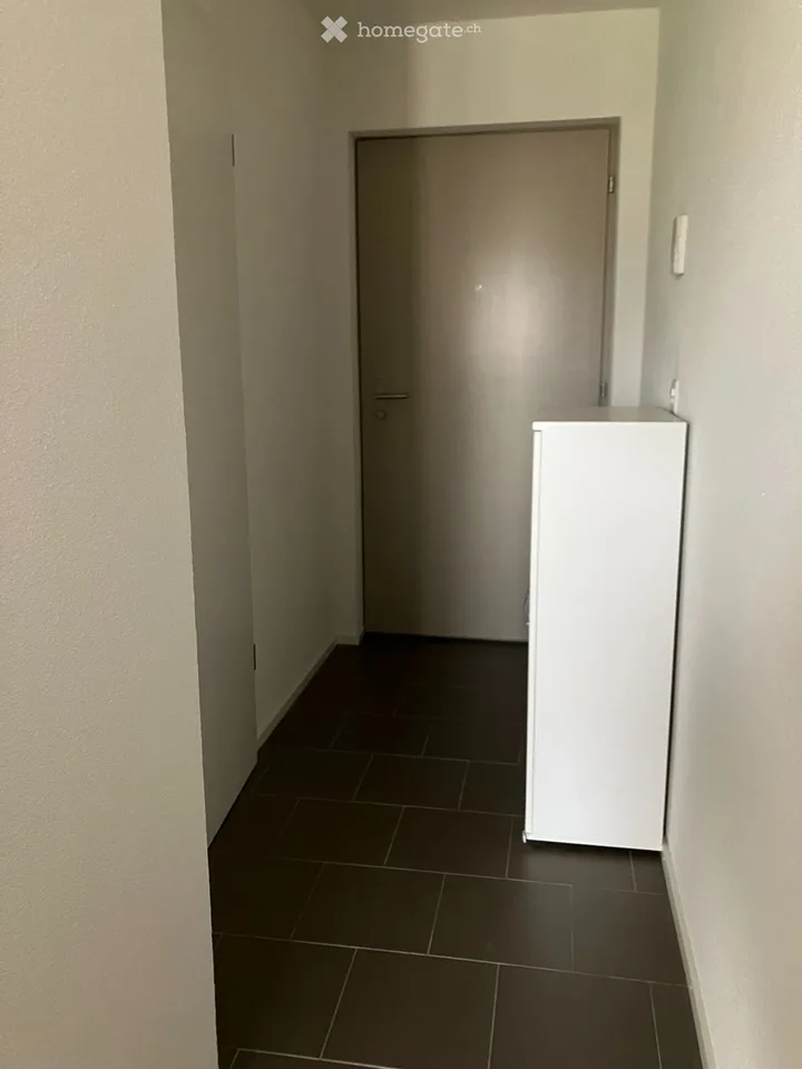 Sottoaffitto (6 mesi) Studio arredato luminoso