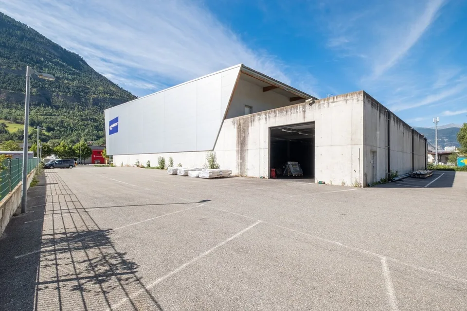 Ampia area di svago in affitto - 4'601 m2 a Brig/Gamsen