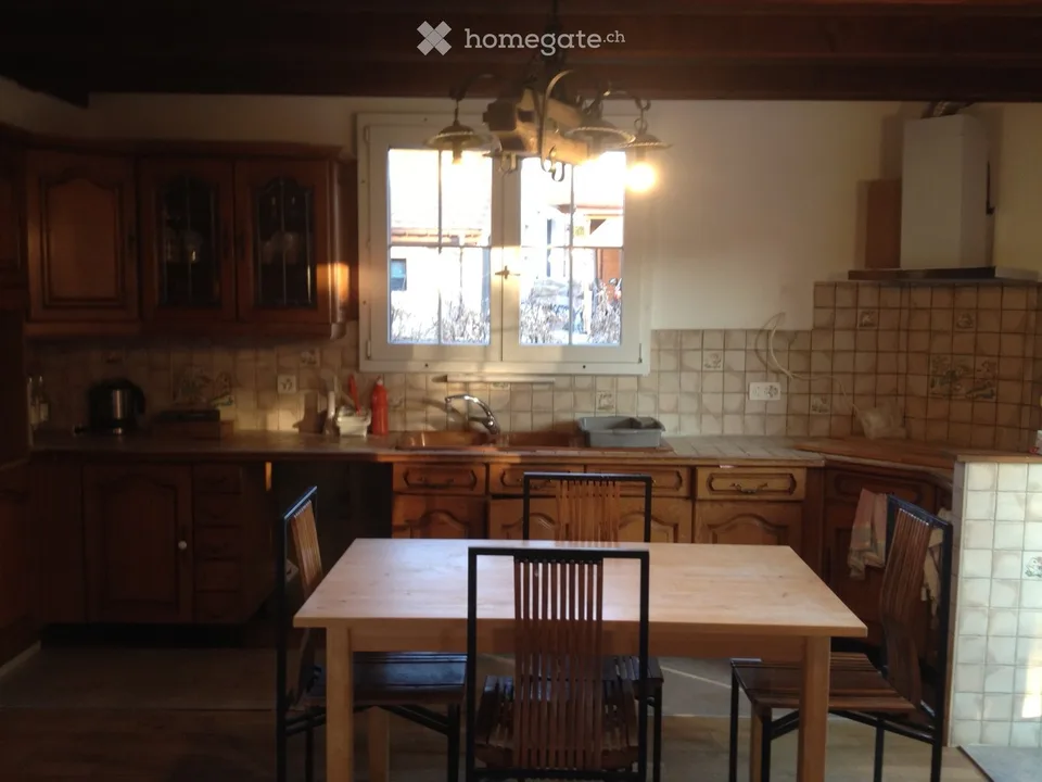 Chambre meublée dans chalet