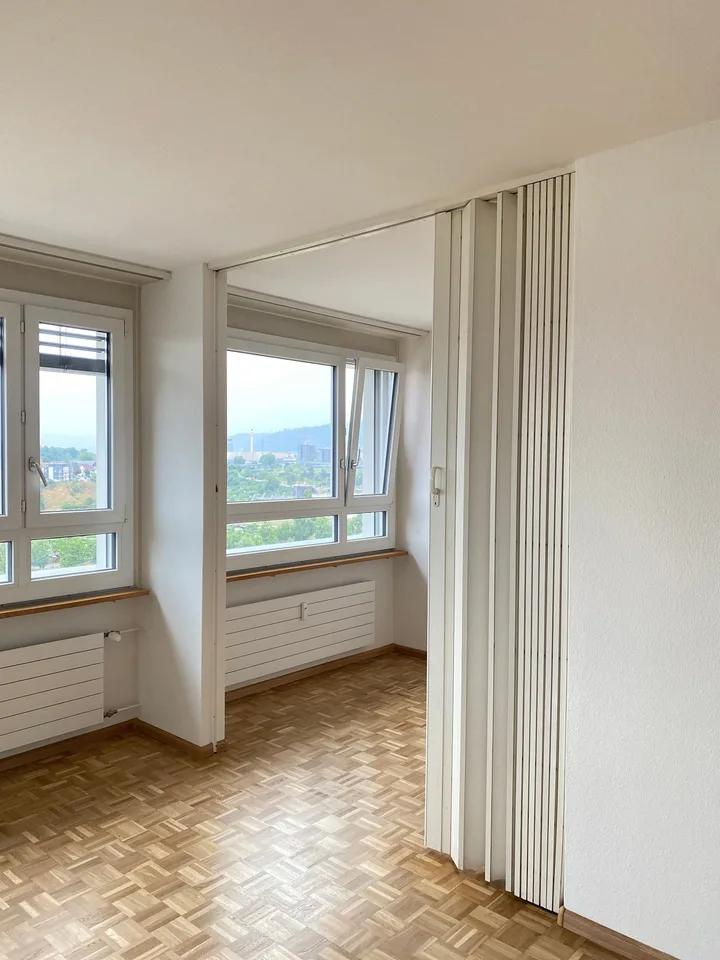 Appartement 3.5 pièces avec grand balcon et vue lointaine