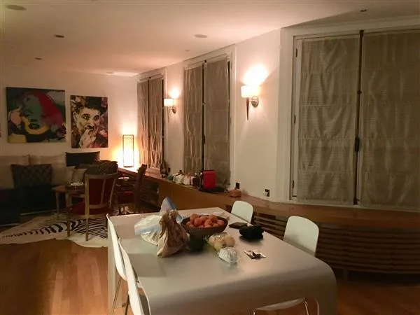 Parigi: Appartamento arredato  2.5 locali
