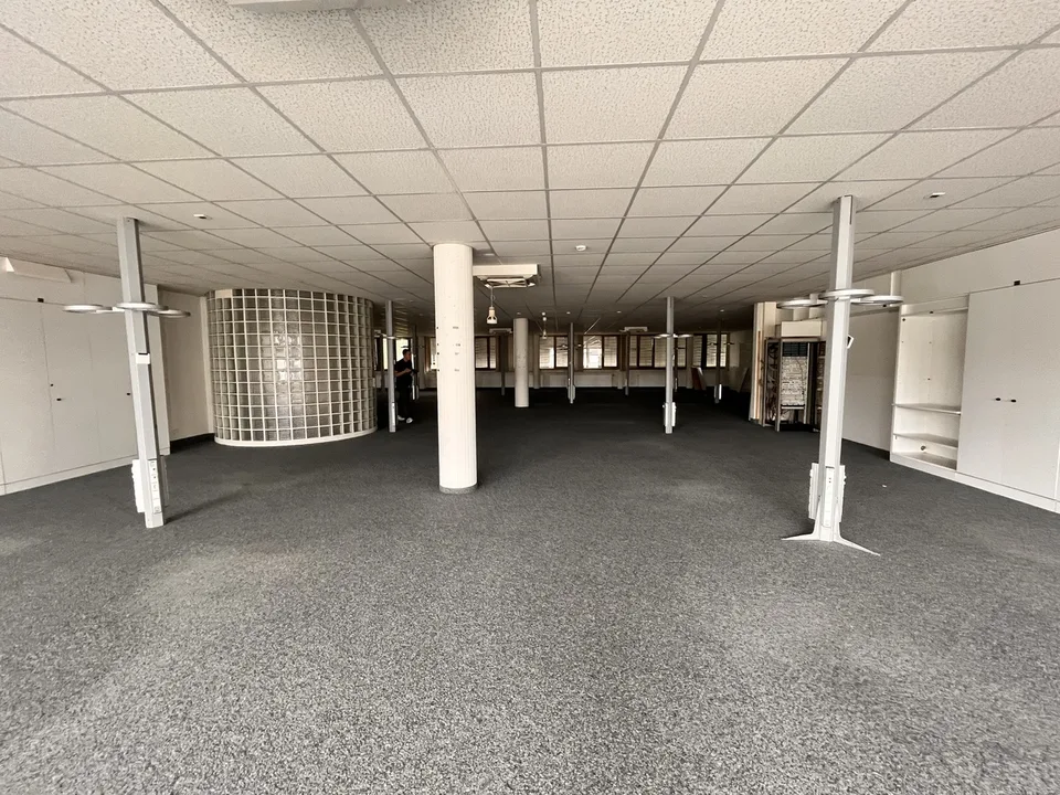Surface of 605 m2 - Flexible Lease