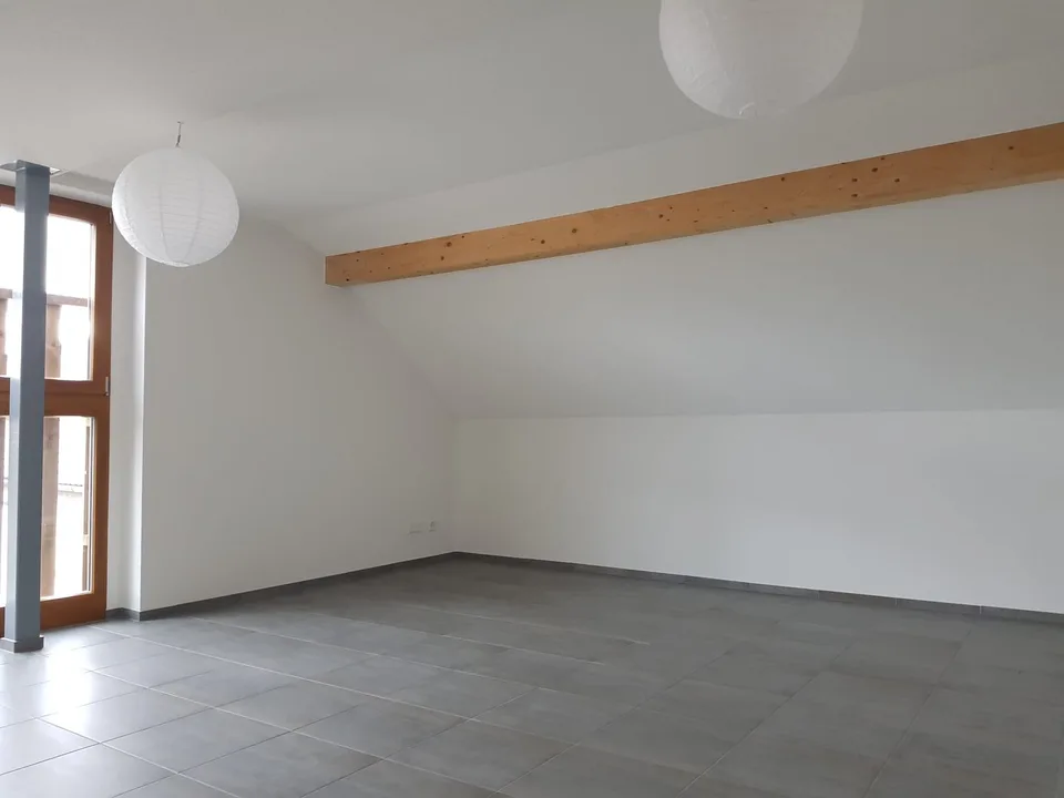 Schönes 2.5-Zimmer-Apartment im Zentrum von Courfaivre