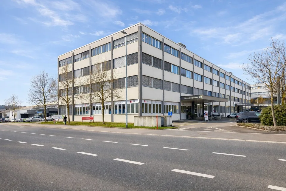 390 m² Bürofläche in Cham  viel Platz zu attraktiven Konditionen
