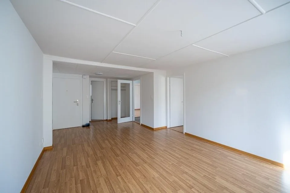 Partly renovated 3.5-room apartment 2nd floor