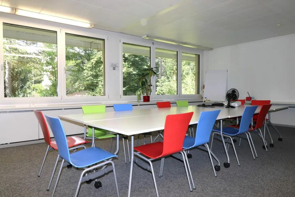 Moderne Büro-/Therapiefläche im Gellert