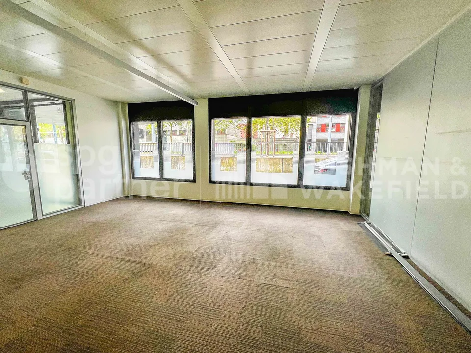 Surface de bureaux aménagée de 469 m² | Divisible | Petit-Lancy – photo 9 sur 13