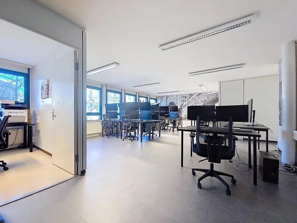 In affitto superbo ufficio di 90 m2 nel centro città di Sion, Avenue des Mayennets 5
